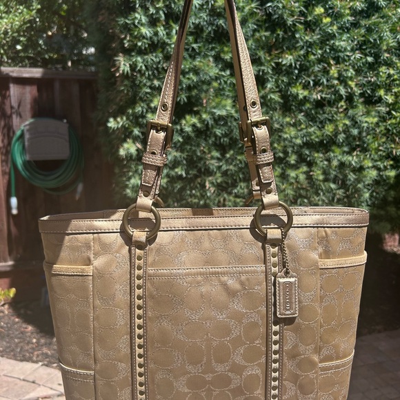 Coach Beige Signature Tote - Picture 1 of 5